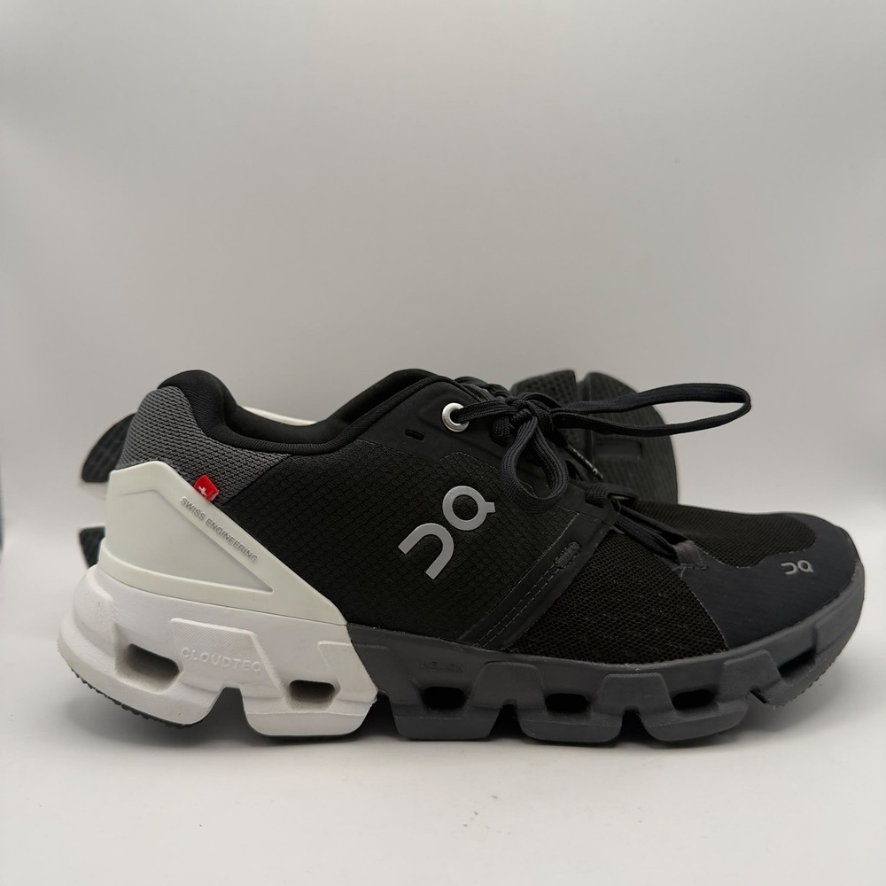 On Cloudflyer Running Shoes Womens 7 Black White Mesh CloudTec Sneakers